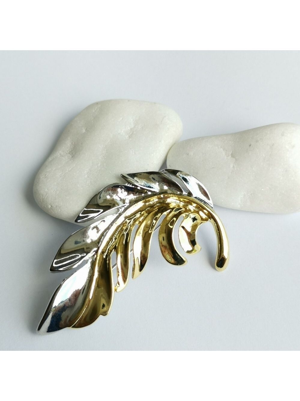 Leaf brooch Gold Silver tone 🆕